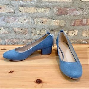 NWT Universal Thread Microsuede Closed Toe Pumps